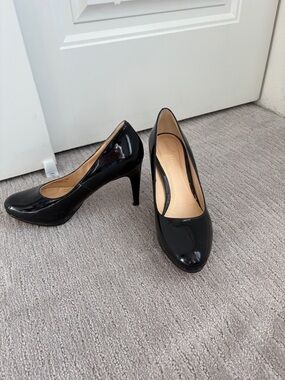 Cole Haan Heels. Black patent. Sz 7.5